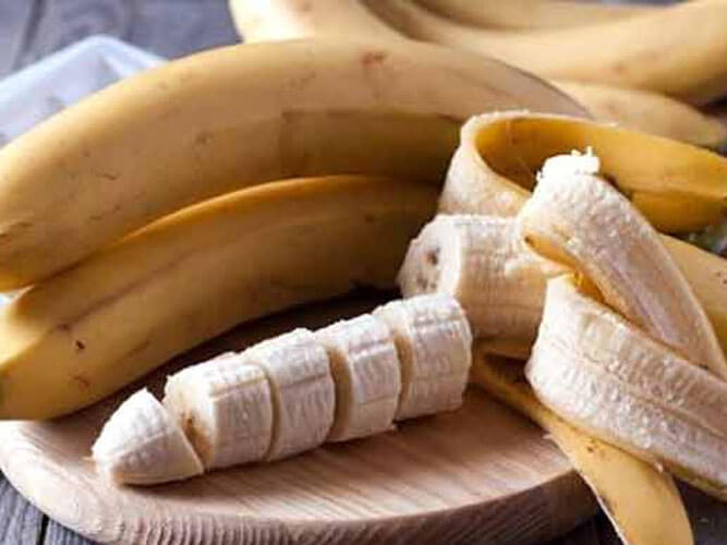 Keep Glowing This Winter with These Amazing Banana Home Remedies for Hair & Skin